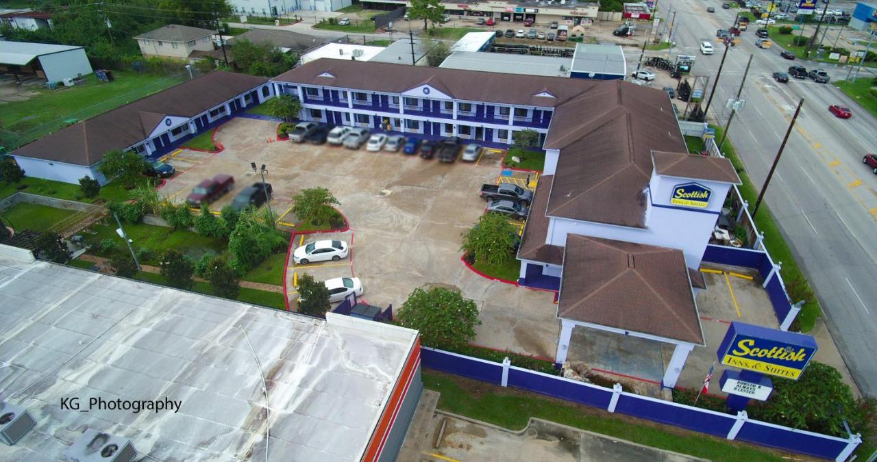 Scottish Inn And Suites Houston-Jones Road Louetta Exterior foto