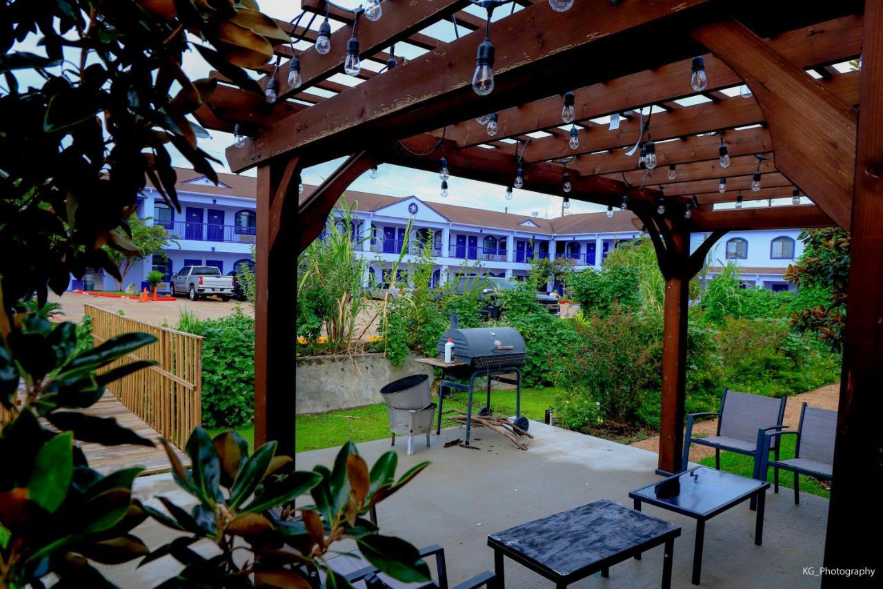 Scottish Inn And Suites Houston-Jones Road Louetta Exterior foto