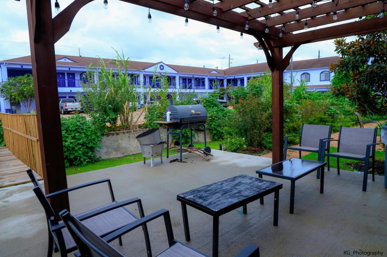 Scottish Inn And Suites Houston-Jones Road Louetta Exterior foto